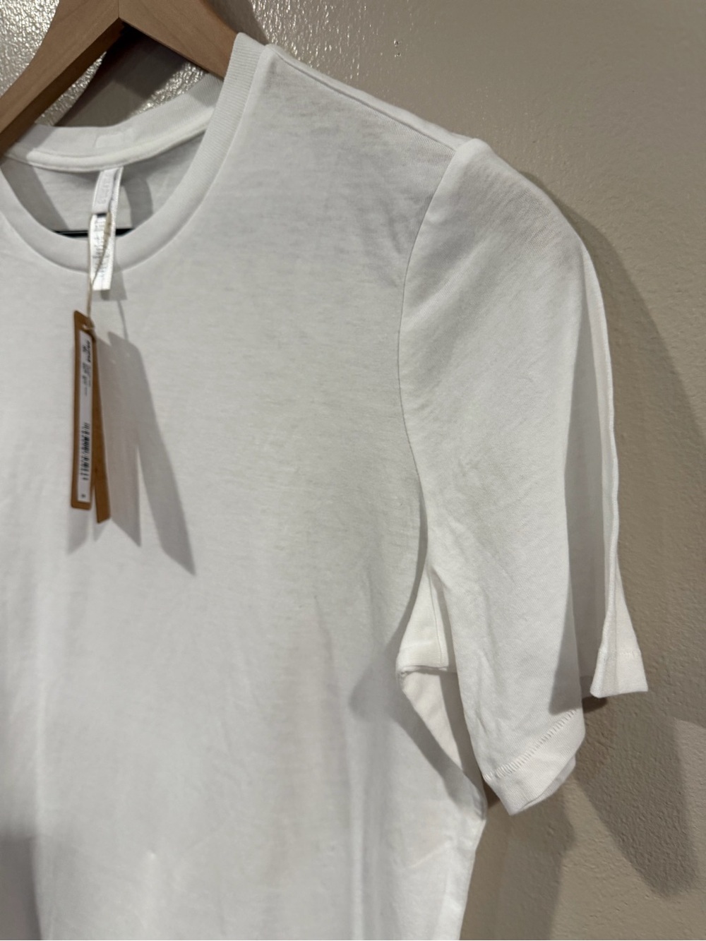 NWT SKIMS Women’s White Crewneck T-Shirt Size XS (Oversized) - Picture 4 of 10